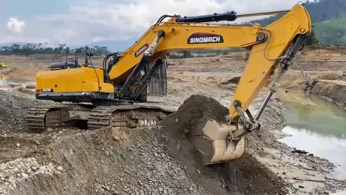 Excavadora de cadenas ZG520 en funcionamiento