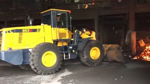 Cargadora de ruedas ZL50T para carga de escoria caliente