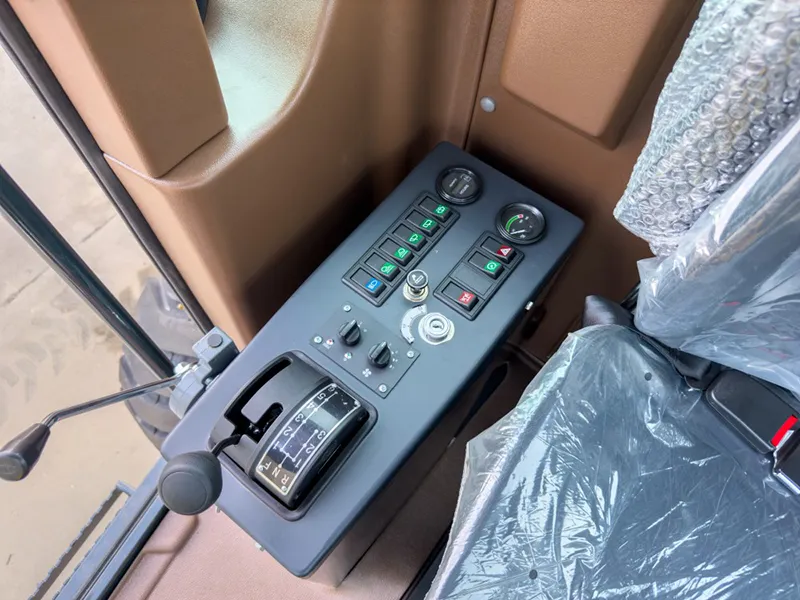 Motoniveladora PY130H