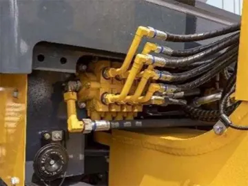Motoniveladora PY130H