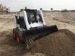 Cargadora compacta de ruedas 275F