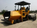 Pavimentadora de asfalto sobre orugas GYA6000L