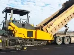 Pavimentadora de asfalto sobre orugas GYA9000
